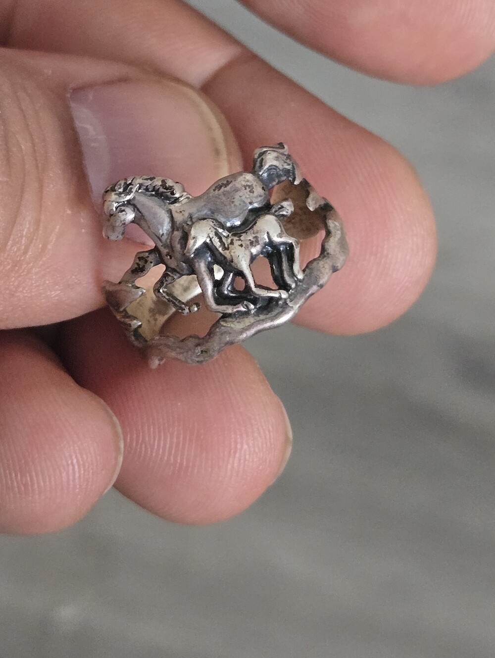 Sterl8ng Silver Horse Band Ring - Silver Equestrian Statement SZ 8